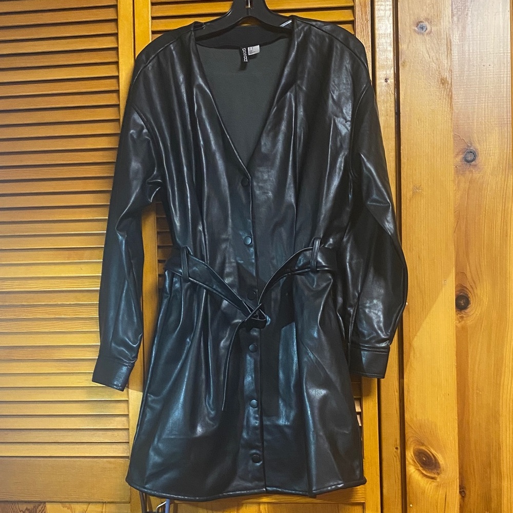 H&M Black    Faux Leather Longline Jacket v/neck knobs front